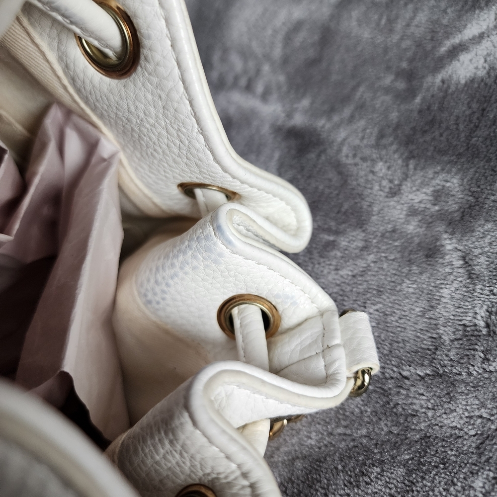 Mini Bucket Handbag Crossbody Bag with Strap - Picture 10 of 11